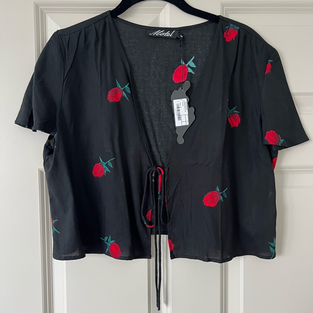 Black front tie shirt with red roses